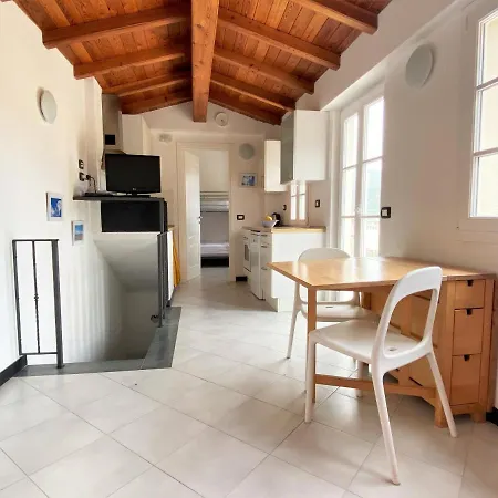 Le Della Lizza - Casa Rossa Apartman *