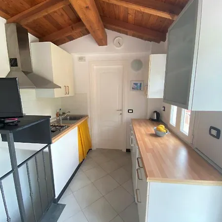 Le Della Lizza - Casa Rossa Apartman Levanto
